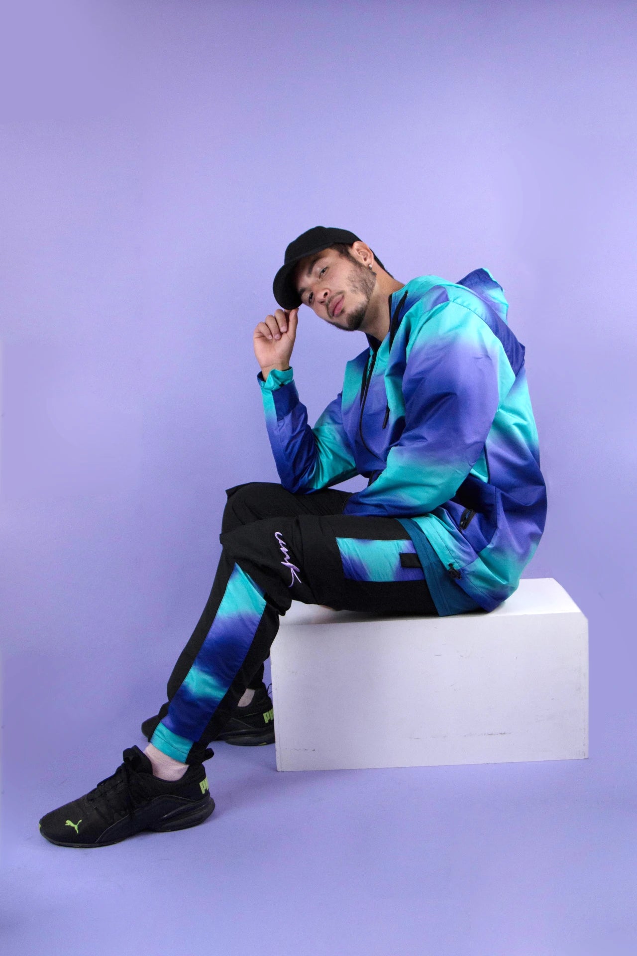 Jogger Unk. Rainbow blue