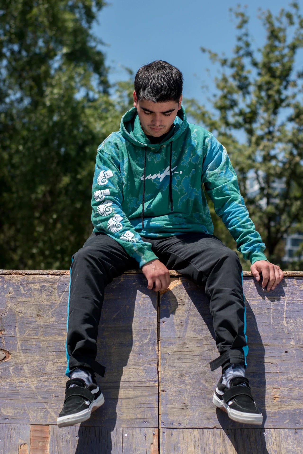Hoodie UNK. Tie Dye Jade